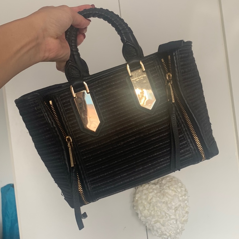 Henri Bendel